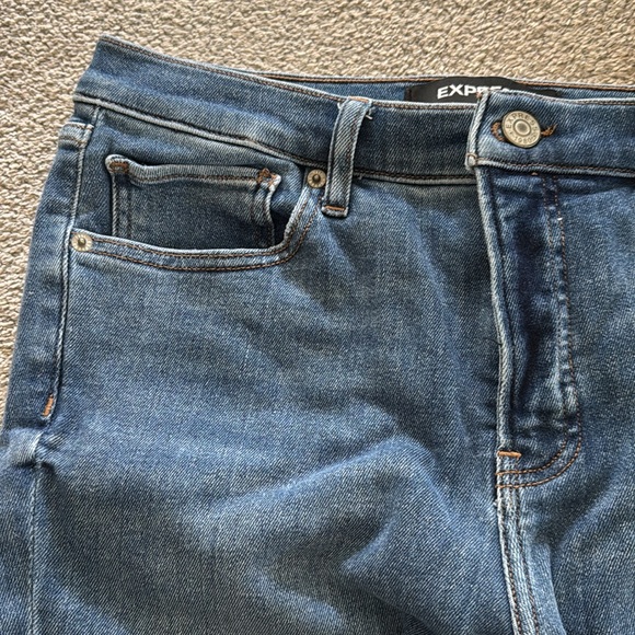 Express ripped jeans. Stretch, ankle legging, mid rise - size 10R. - Picture 3 of 5